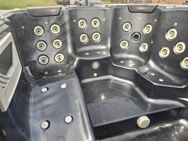 Balboa 10 persoons zwemspa jacuzzi en buitenspa - afbeelding 22 van  22