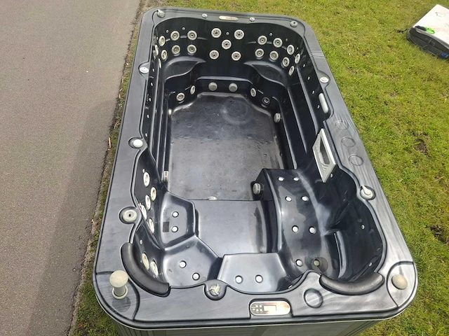 Balboa 10 persoons zwemspa jacuzzi en buitenspa - afbeelding 12 van  37