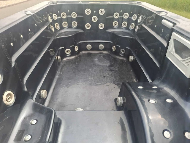 Balboa 10 persoons zwemspa jacuzzi en buitenspa - afbeelding 25 van  37