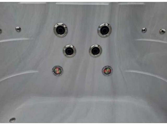 Balboa 14 persoons dubbele cabine zwemspa jacuzzi en buitenspa - afbeelding 3 van  23