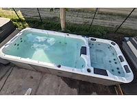 Balboa 14 persoons dubbele cabine zwemspa jacuzzi en buitenspa - afbeelding 21 van  23