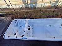 Balboa 15 persoons dubbele cabine jacuzzi en buitenspa - afbeelding 15 van  19