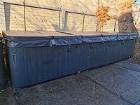 Balboa 15 persoons dubbele cabine jacuzzi en buitenspa - afbeelding 4 van  20