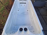 Balboa 15 persoons dubbele cabine jacuzzi en buitenspa - afbeelding 19 van  20