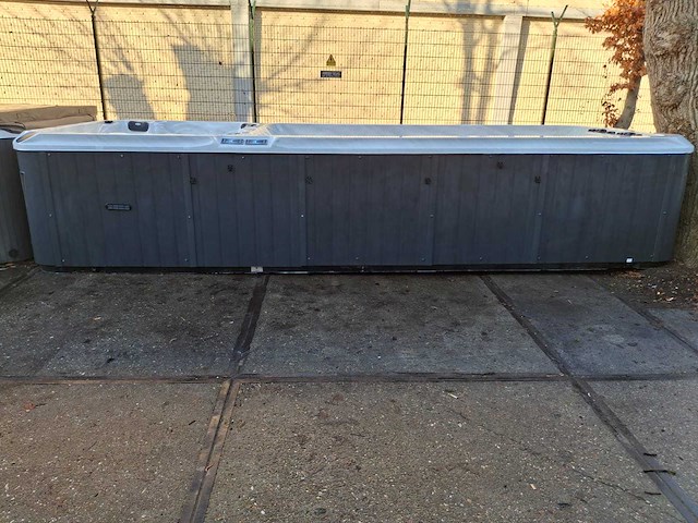 Balboa 15 persoons dubbele cabine jacuzzi en buitenspa - afbeelding 8 van  14