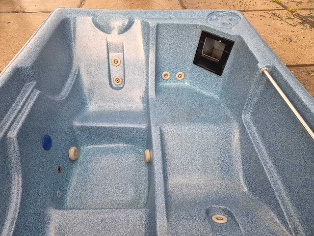 Balboa 3 persoons jacuzzi en buitenspa - afbeelding 13 van  28