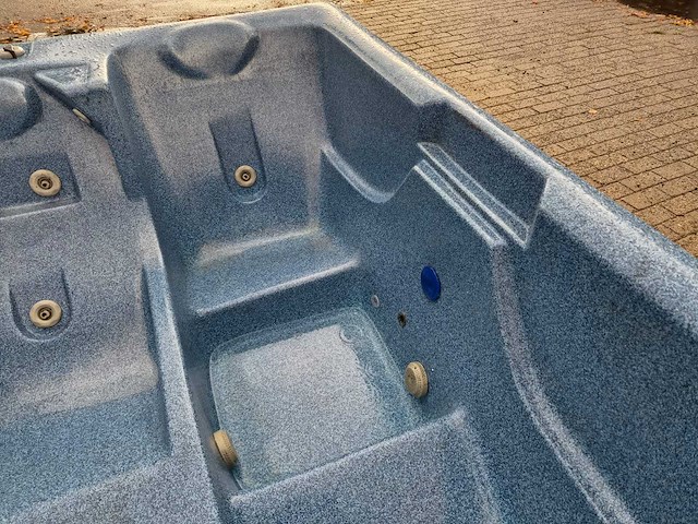Balboa 3 persoons jacuzzi en buitenspa - afbeelding 4 van  26