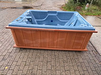 Balboa 3 persoons jacuzzi en buitenspa - afbeelding 13 van  26