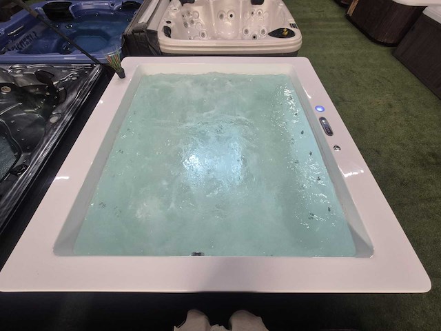 Balboa 4 persoons design spa jacuzzi en buitenspa - afbeelding 10 van  22