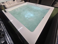 Balboa 4 persoons design spa jacuzzi en buitenspa - afbeelding 11 van  22