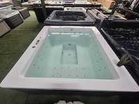 Balboa 4 persoons design spa jacuzzi en buitenspa - afbeelding 22 van  22