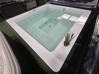 Balboa 4 persoons design spa jacuzzi en buitenspa - afbeelding 20 van  22