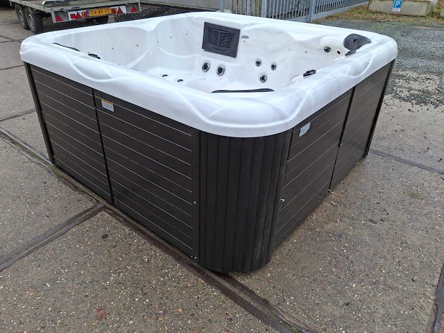 Balboa 5 persoons jacuzzi en buitenspa - afbeelding 19 van  25