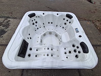 Balboa 5 persoons jacuzzi en buitenspa - afbeelding 12 van  25