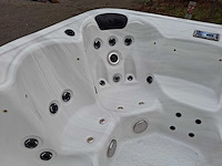 Balboa 5 persoons jacuzzi en buitenspa - afbeelding 6 van  25