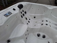 Balboa 5 persoons jacuzzi en buitenspa - afbeelding 7 van  25