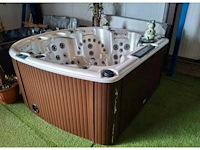Balboa 5 persoons jacuzzi en buitenspa - afbeelding 9 van  23