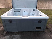 Balboa 5 persoons jacuzzi en buitenspa - afbeelding 16 van  20