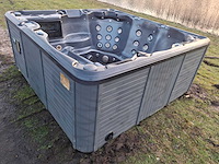 Balboa 5 persoons jacuzzi en buitenspa - afbeelding 3 van  5