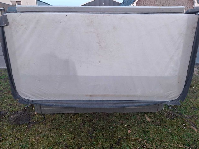 Balboa 5 persoons jacuzzi en buitenspa - afbeelding 4 van  7