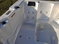 Balboa 5 persoons jacuzzi en buitenspa - afbeelding 2 van  32