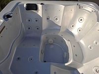 Balboa 5 persoons jacuzzi en buitenspa - afbeelding 30 van  32