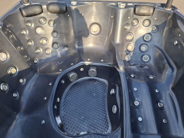 Balboa 5 persoons jacuzzi en buitenspa - afbeelding 17 van  29