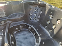 Balboa 5 persoons jacuzzi en buitenspa - afbeelding 26 van  29