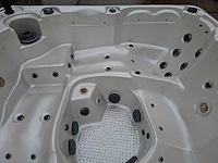 Balboa 5 persoons jacuzzi en buitenspa - afbeelding 5 van  11