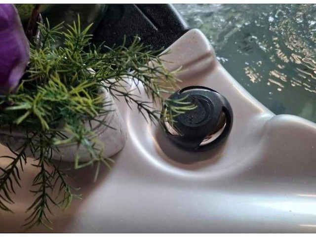 Balboa 5 persoons jacuzzi en buitenspa - afbeelding 18 van  22