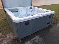 Balboa 5 persoons jacuzzi en buitenspa - afbeelding 26 van  27