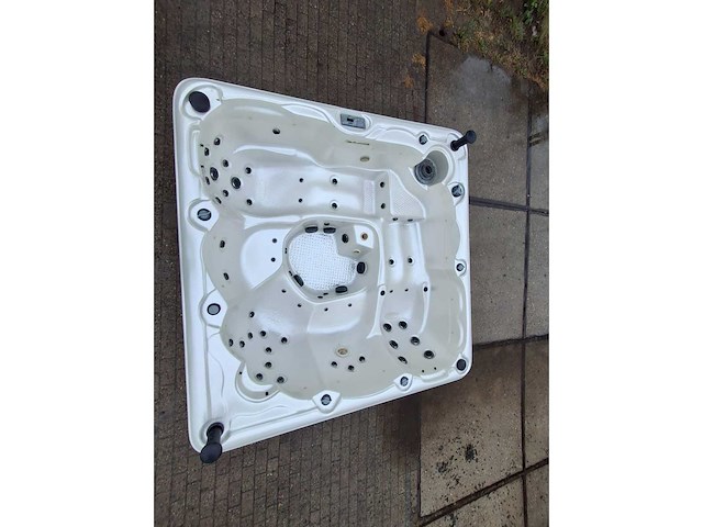 Balboa 5 persoons jacuzzi en buitenspa - afbeelding 23 van  34