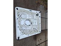 Balboa 5 persoons jacuzzi en buitenspa - afbeelding 23 van  34