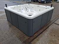 Balboa 5 persoons jacuzzi en buitenspa - afbeelding 33 van  34