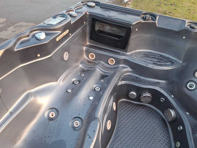 Balboa 5 persoons jacuzzi en buitenspa - afbeelding 3 van  30