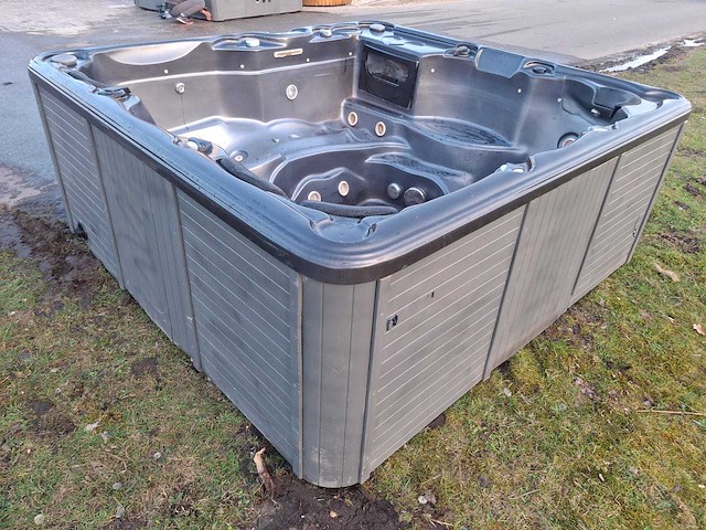 Balboa 5 persoons jacuzzi en buitenspa - afbeelding 13 van  30