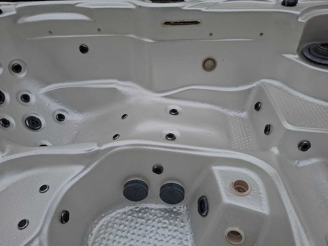 Balboa 5 persoons jacuzzi en buitenspa - afbeelding 4 van  23