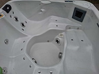 Balboa 5 persoons jacuzzi en buitenspa - afbeelding 3 van  25