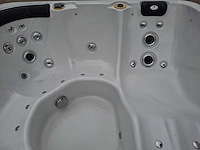 Balboa 5 persoons jacuzzi en buitenspa - afbeelding 7 van  25