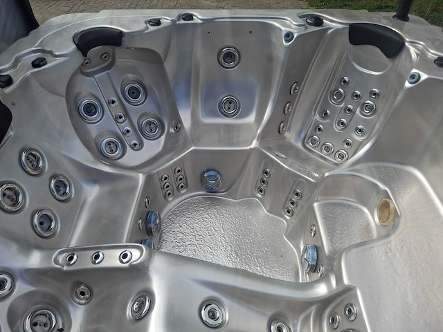 Balboa 5 persoons jacuzzi en buitenspa - afbeelding 6 van  25