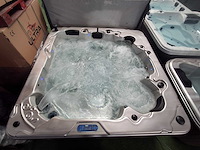 Balboa 5 persoons jacuzzi en buitenspa - afbeelding 12 van  25