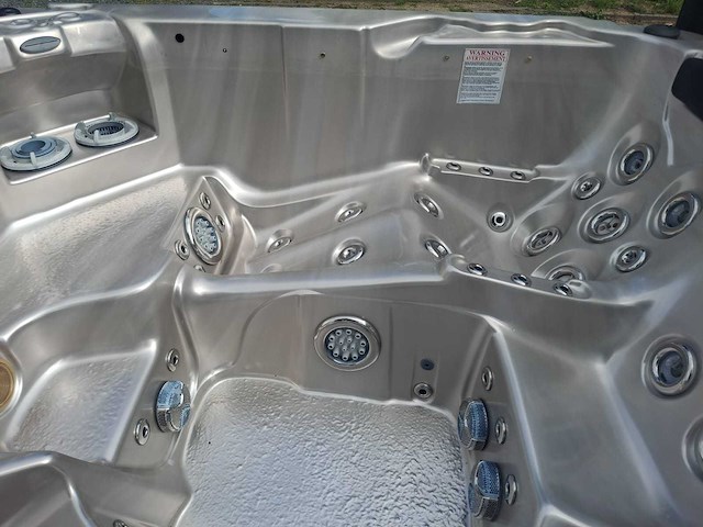 Balboa 5 persoons jacuzzi en buitenspa - afbeelding 22 van  25
