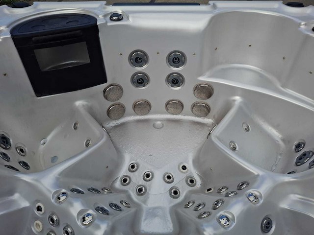 Balboa 5 persoons jacuzzi en buitenspa - afbeelding 4 van  30