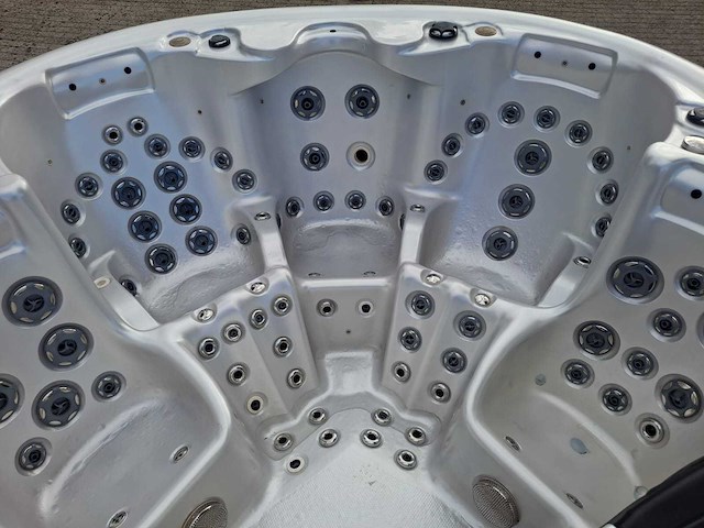 Balboa 5 persoons jacuzzi en buitenspa - afbeelding 11 van  30