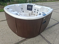 Balboa 5 persoons jacuzzi en buitenspa - afbeelding 19 van  30