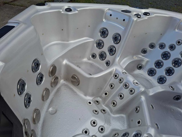 Balboa 5 persoons jacuzzi en buitenspa - afbeelding 5 van  37