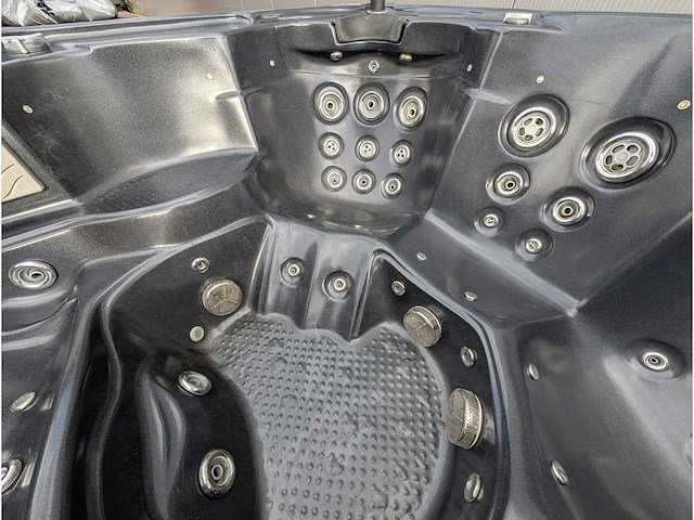 Balboa 5 persoons jacuzzi en buitenspa - afbeelding 26 van  26
