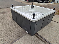 Balboa 5 persoons jacuzzi en buitenspa - afbeelding 18 van  30