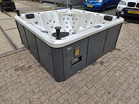 Balboa 5 persoons jacuzzi en buitenspa - afbeelding 24 van  30