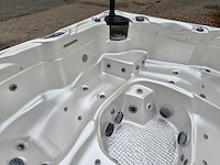 Balboa 5 persoons jacuzzi en buitenspa - afbeelding 29 van  30